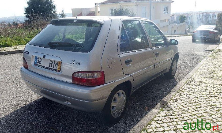 2001' Citroen Saxo 1.1 Sx photo #2
