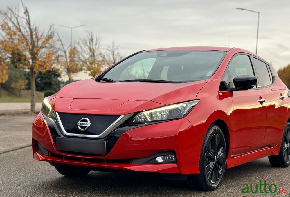 2019' Nissan Leaf Tekna photo #3