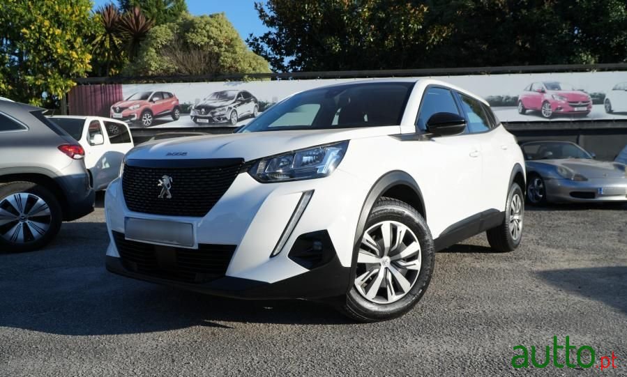 2021' Peugeot 2008 photo #3