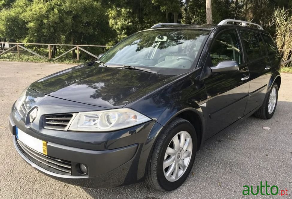 2007' Renault Megane Break photo #1