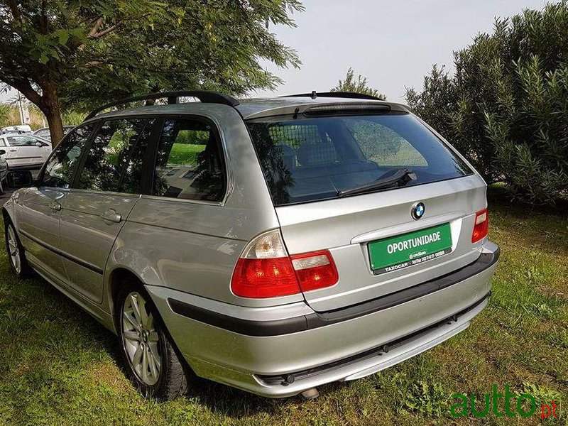 2004' BMW 320 D Touring 20 Anos Baviera photo #1