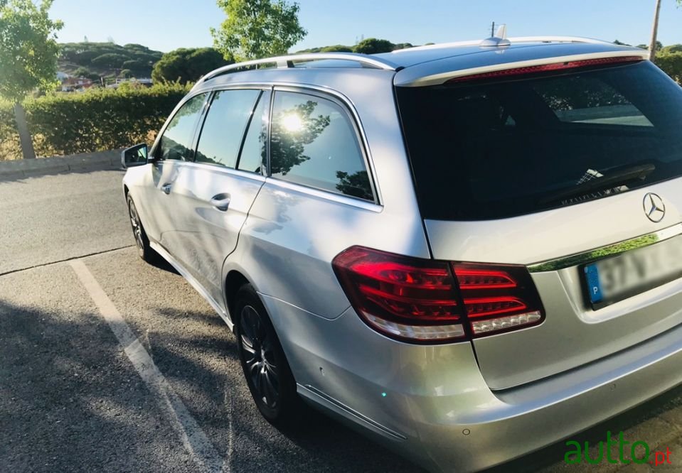 2015' Mercedes-Benz E-220 photo #2