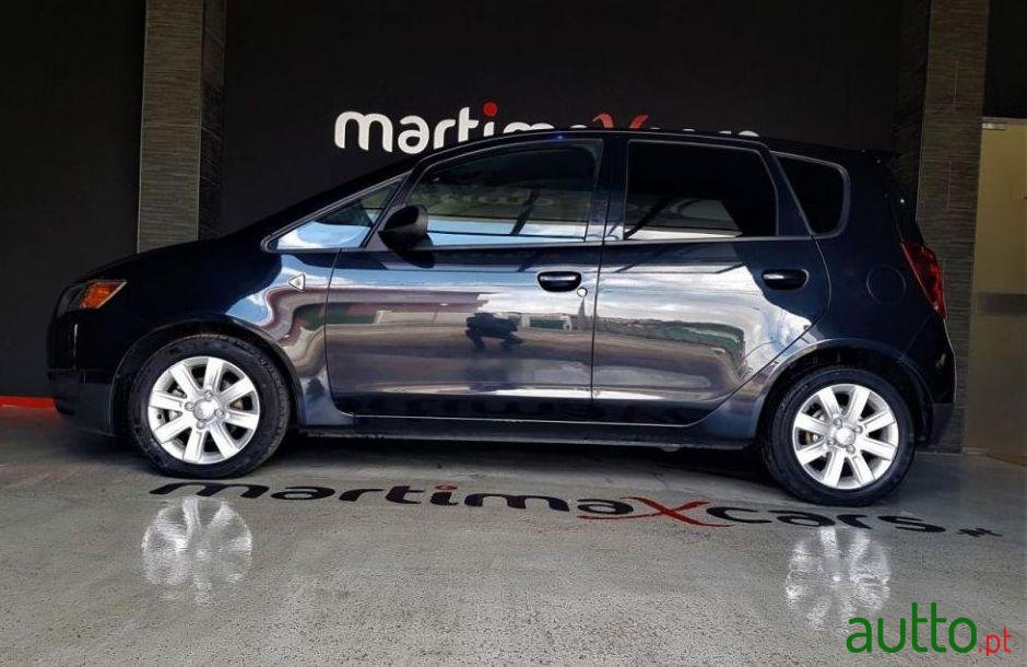 2009' Mitsubishi Colt photo #1