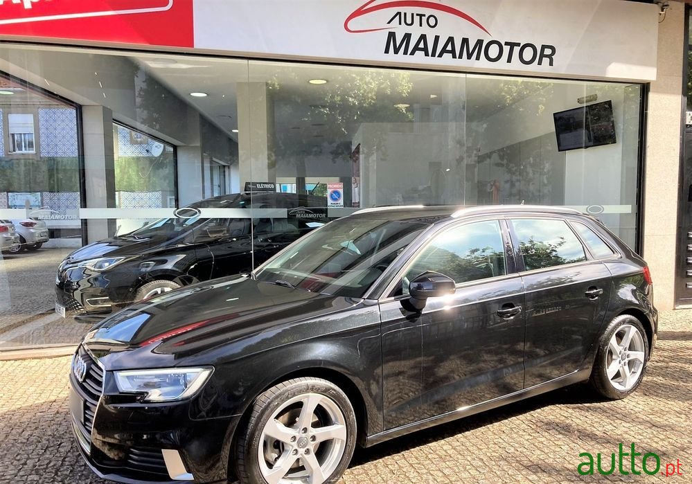 2017' Audi A3 Sportback photo #1