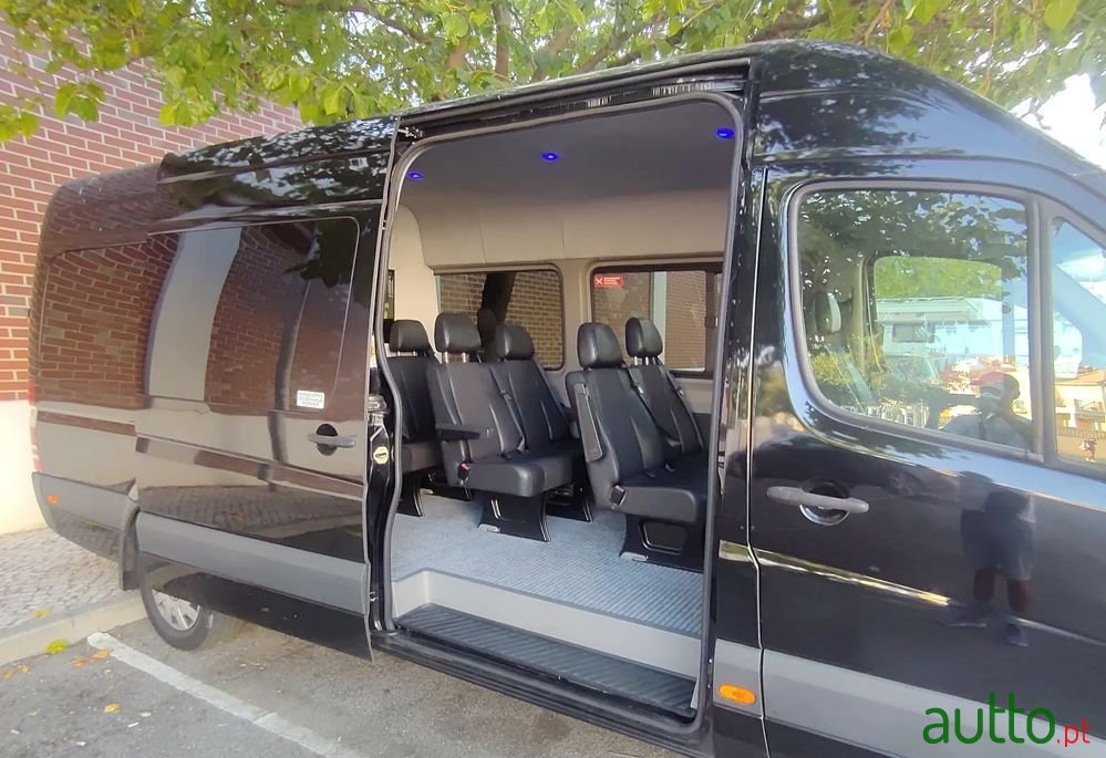 2017' Mercedes-Benz Sprinter photo #2