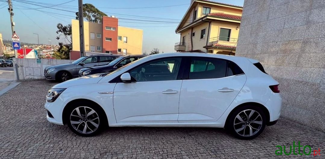 2016' Renault Megane photo #6