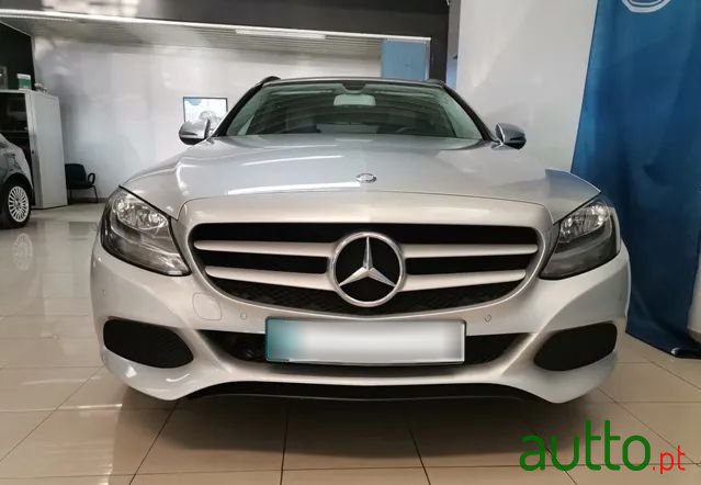 2016' Mercedes-Benz Classe C photo #5