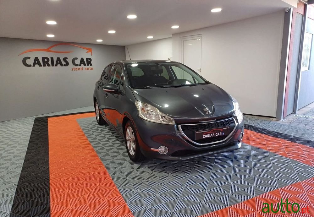 2013' Peugeot 208 1.2 Vti Access photo #3