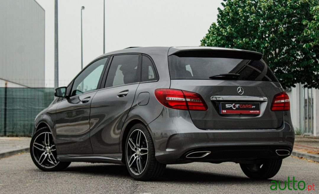 2016' Mercedes-Benz B-180 photo #2