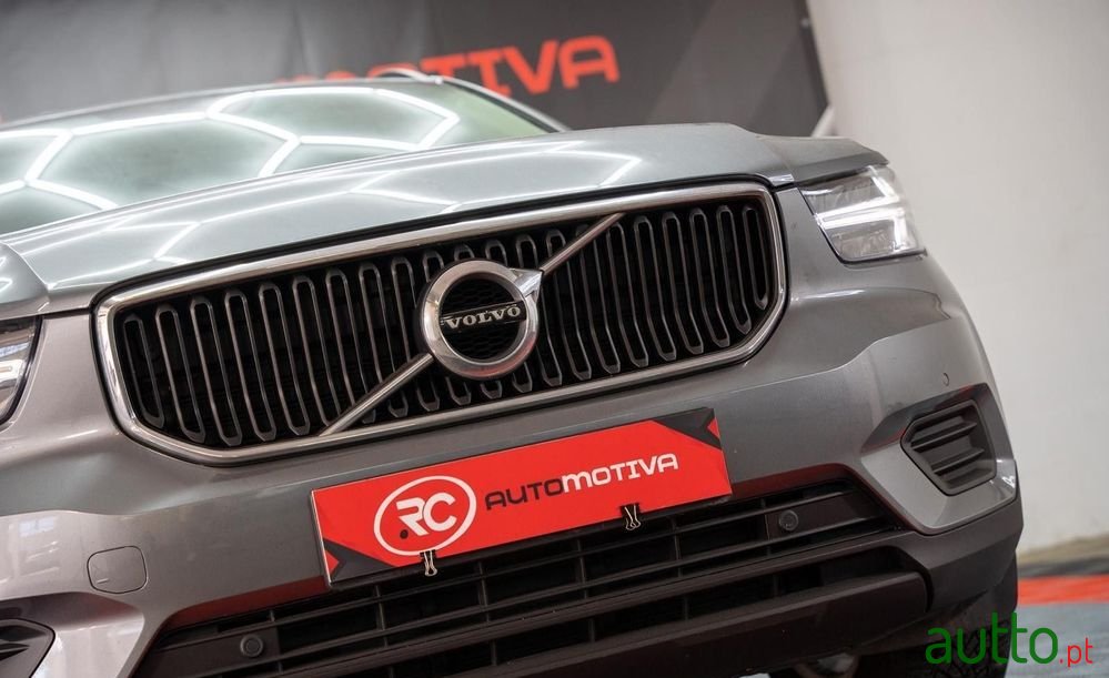 2019' Volvo Xc 40 2.0 D3 Momentum photo #3