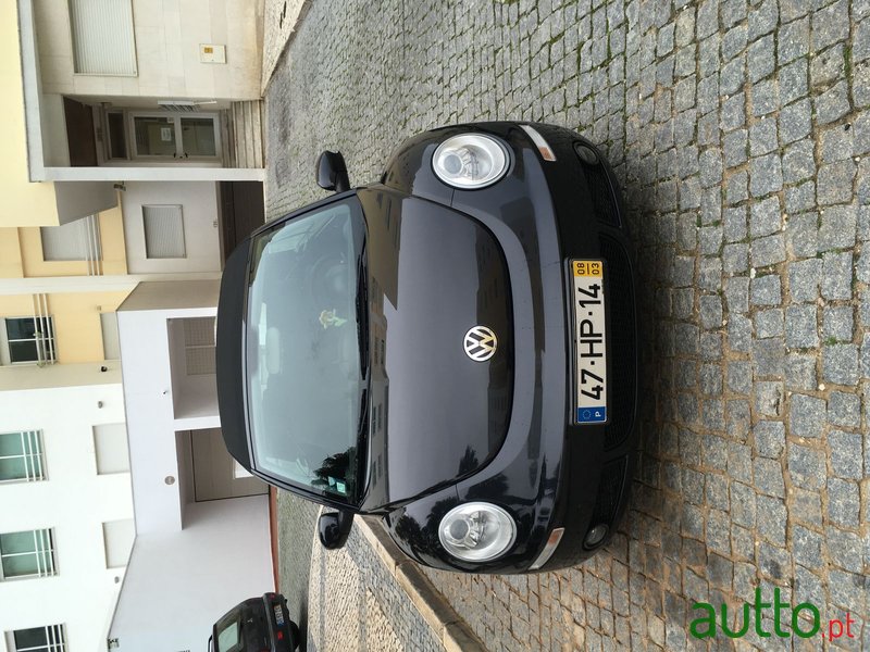 2008' Volkswagen Beetle Cabriolet photo #2