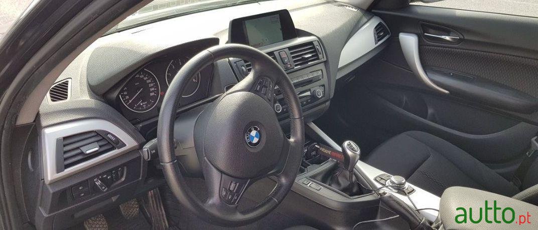 2012' BMW 116 Effycient Dynamics photo #3