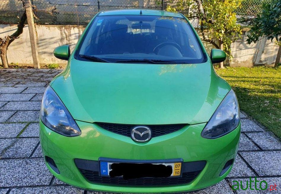 2007' Mazda 2 Sport photo #2