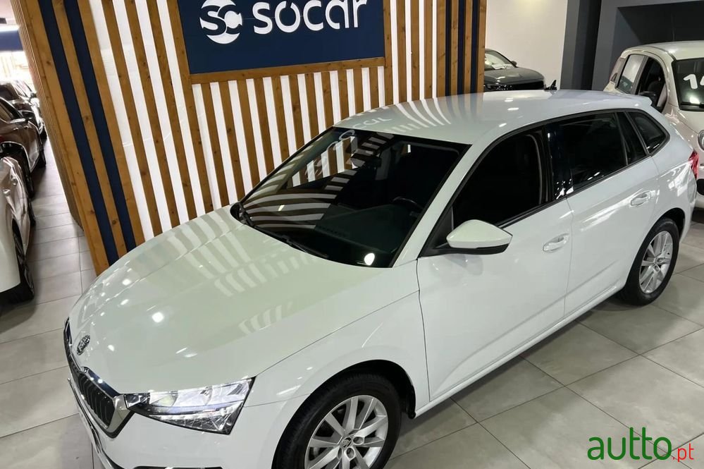 2023' Skoda Scala 1.0 Tsi Ambition photo #4