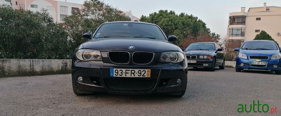 2008' BMW 123 D Pack M photo #3