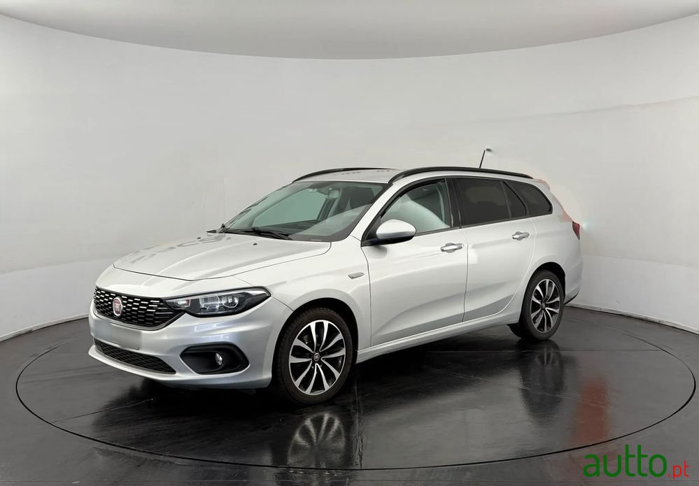 2019' Fiat Tipo Station Wagon photo #4