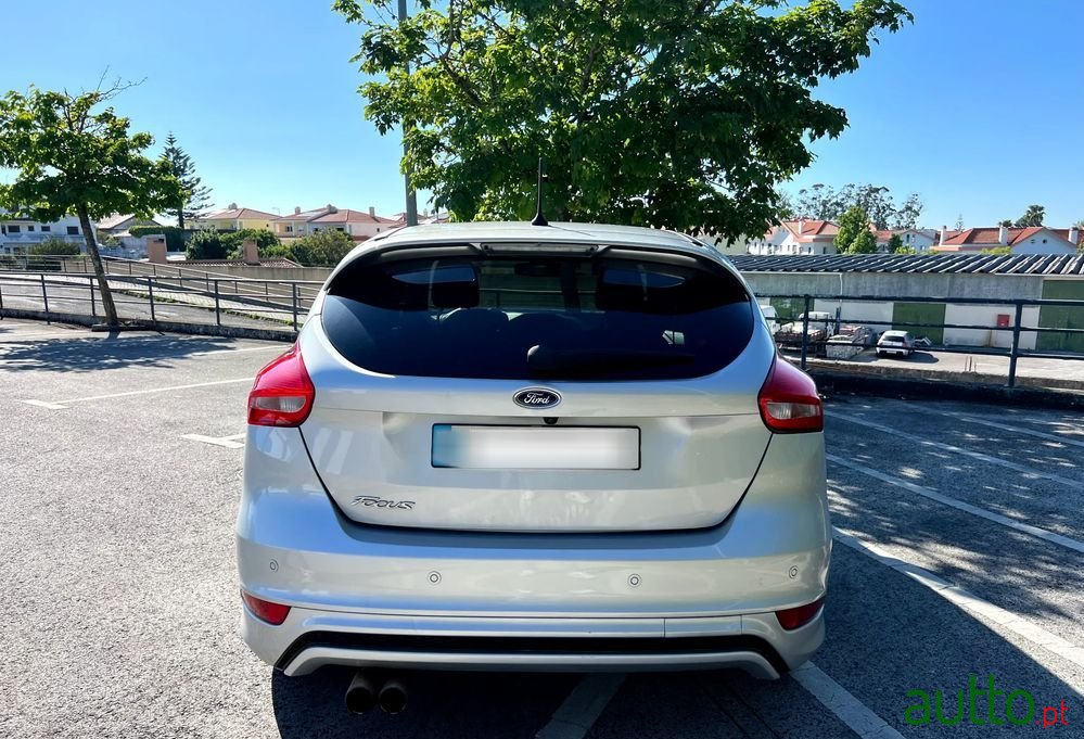 2018' Ford Focus photo #5