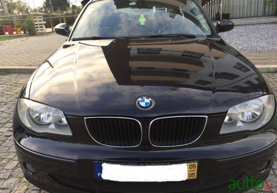 2005' BMW 120 photo #2