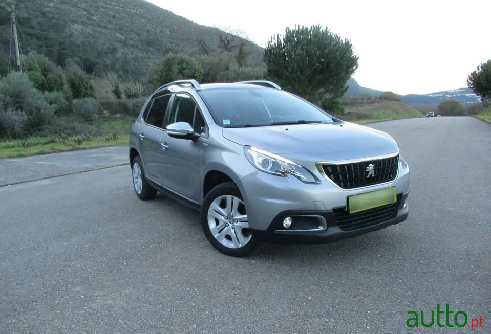 2018' Peugeot 2008 photo #6