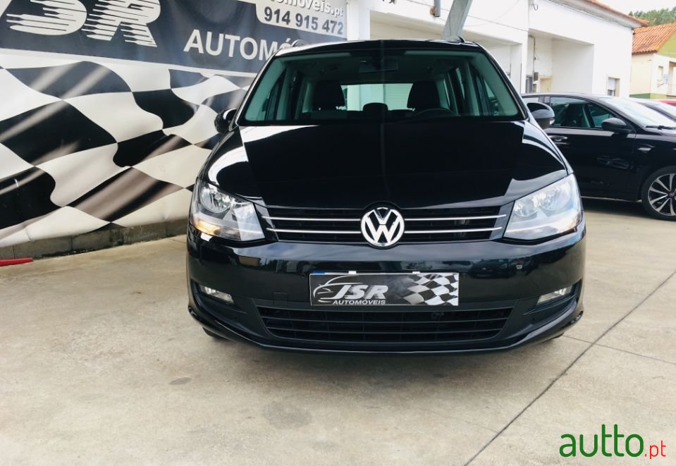 2013' Volkswagen Sharan photo #4