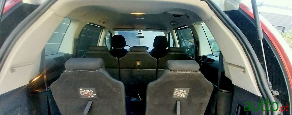 2012' Citroen C4 Grand Picasso photo #4