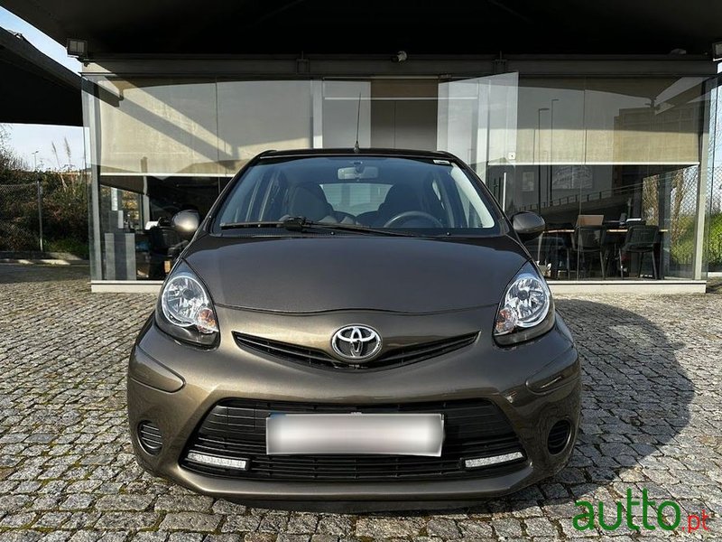 2014' Toyota Aygo photo #3