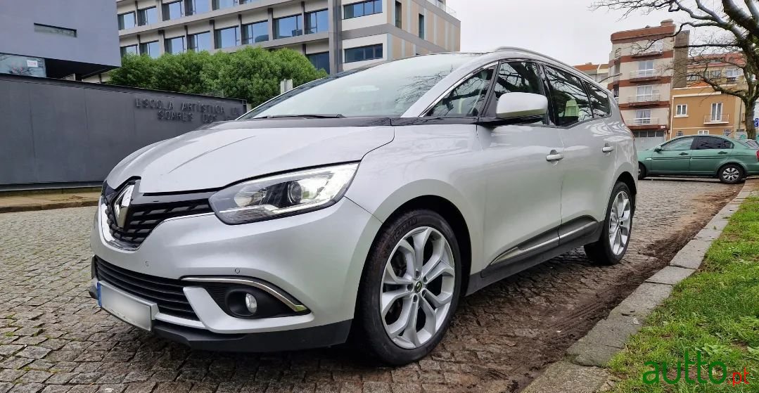 2017' Renault Grand Scenic photo #1