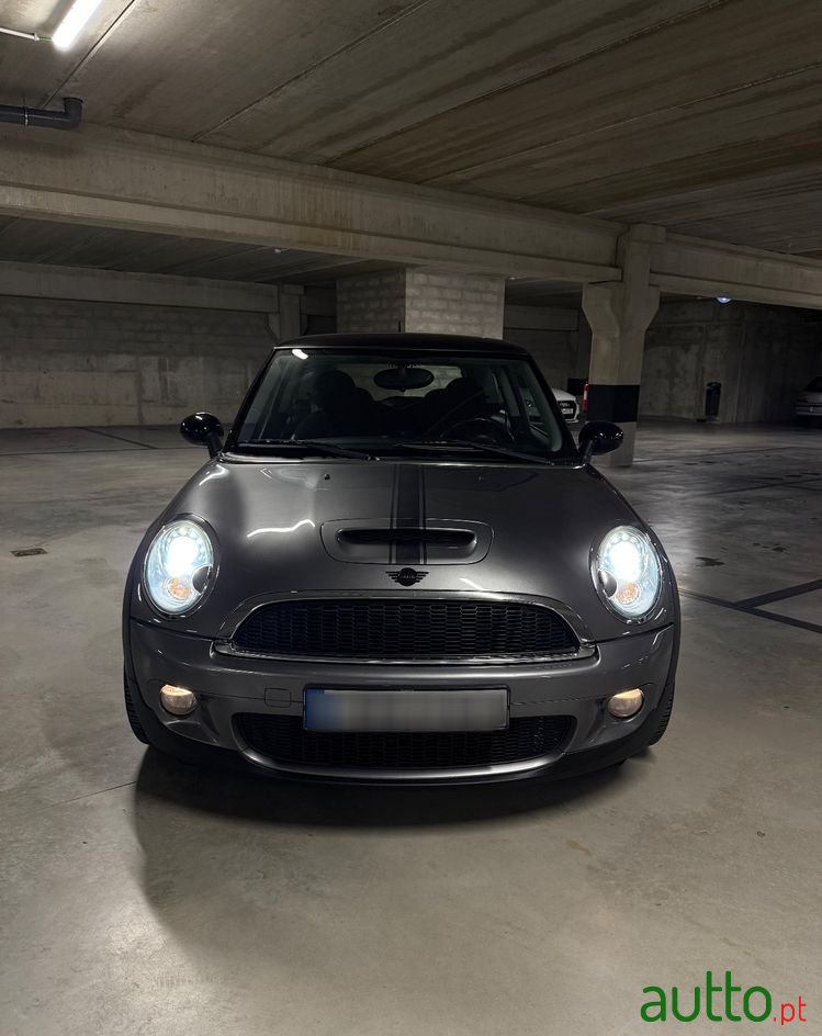 2011' MINI Cooper S 3 Portas photo #1