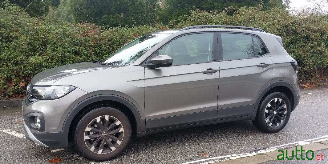 2019' Volkswagen T-Cross photo #4