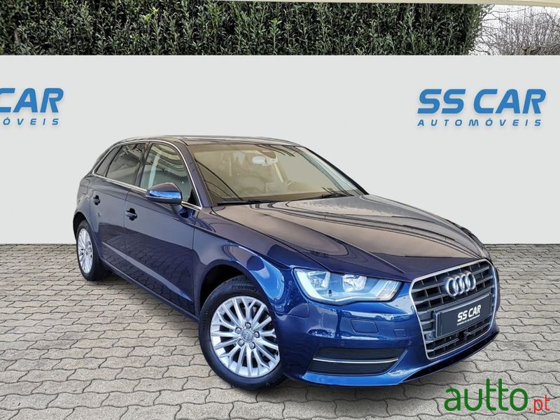 2014' Audi A3 Sportback photo #3