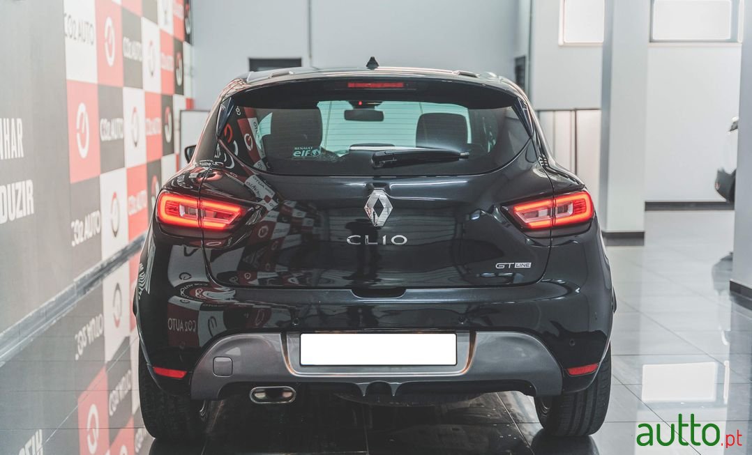 2018' Renault Clio photo #5