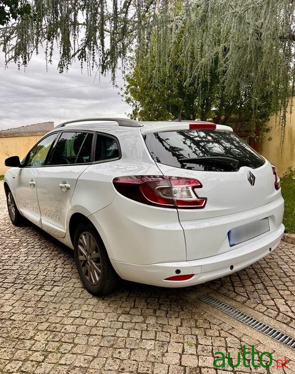 2015' Renault Megane Break photo #4