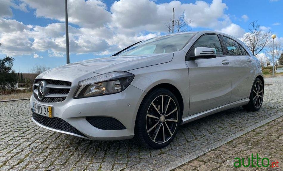 2014' Mercedes-Benz A-180 photo #3