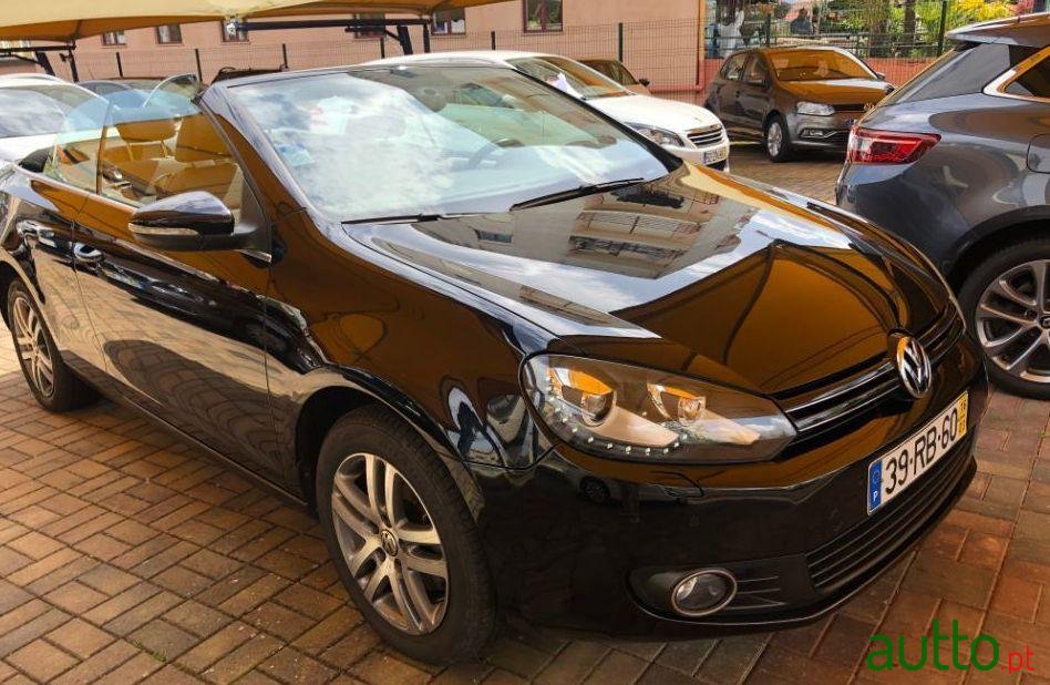 2016' Volkswagen Golf photo #3