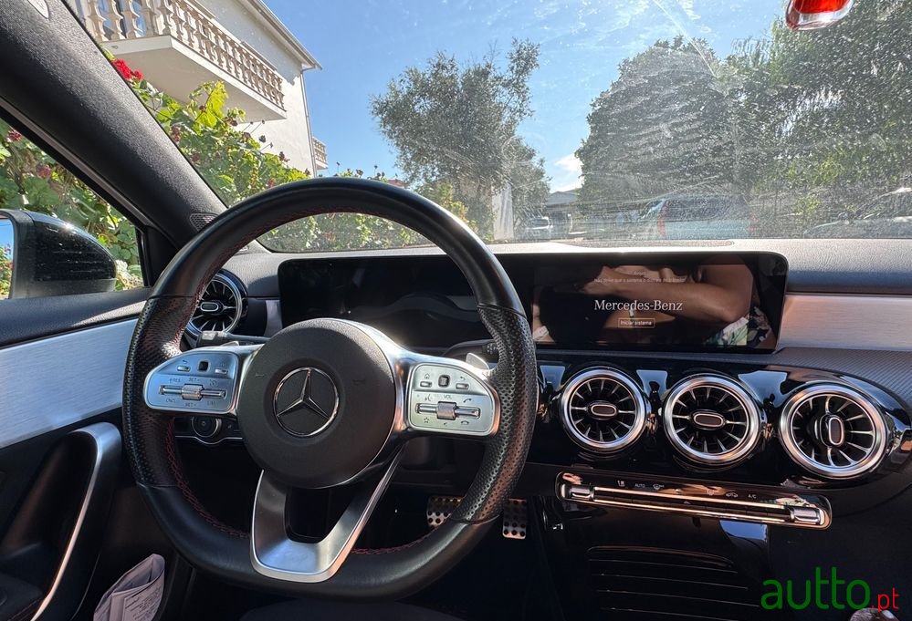 2021' Mercedes-Benz Classe A photo #6