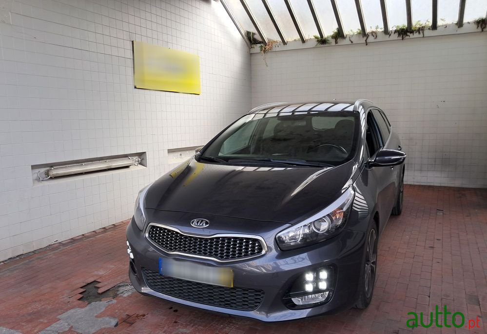 2017' Kia Ceed Sw photo #1