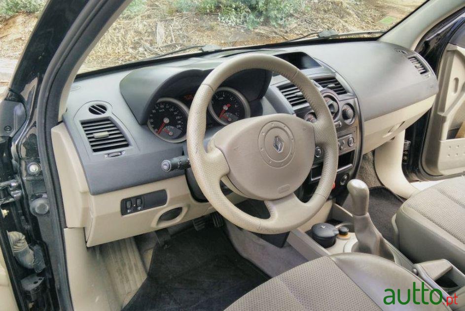 2004' Renault Megane Ii 1.5 Dci photo #3