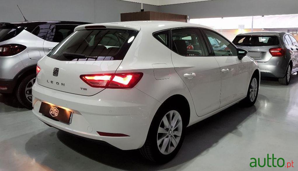 2017' SEAT Leon photo #3
