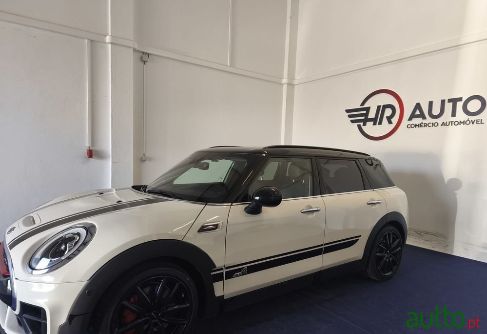 2017' MINI Clubman John Cooper Works photo #6