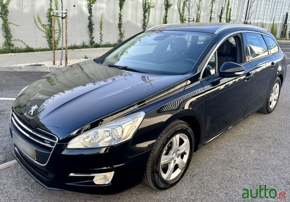 2013' Peugeot 508 Sw photo #1