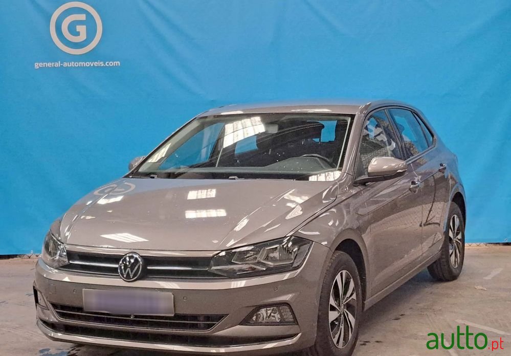 2021' Volkswagen Polo 1.0 Tsi Life photo #1