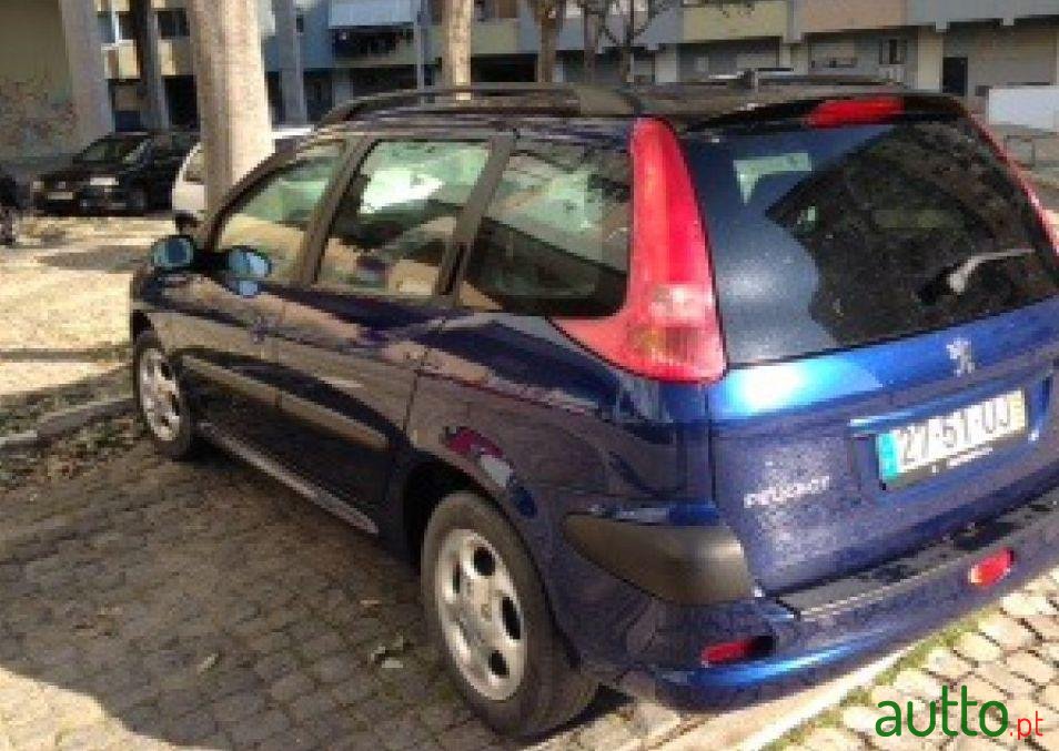 2002' Peugeot 206 1.1 photo #1