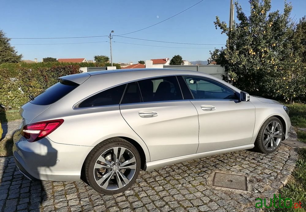 2017' Mercedes-Benz CLA 180 photo #2