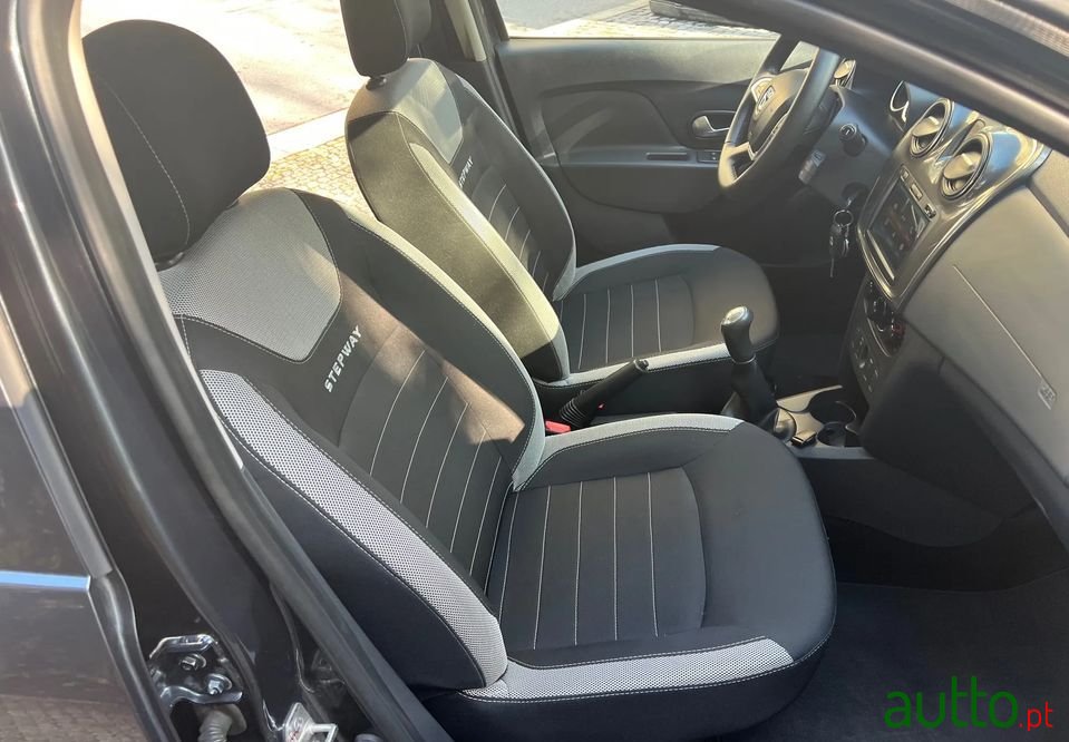 2019' Dacia Sandero photo #2