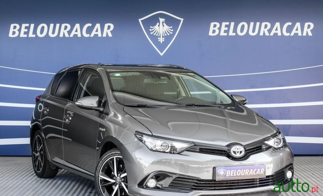 2018' Toyota Auris photo #1