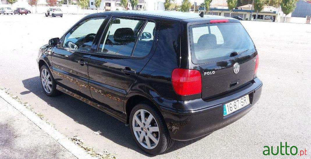 2001' Volkswagen Polo 1.4 Tdi photo #2