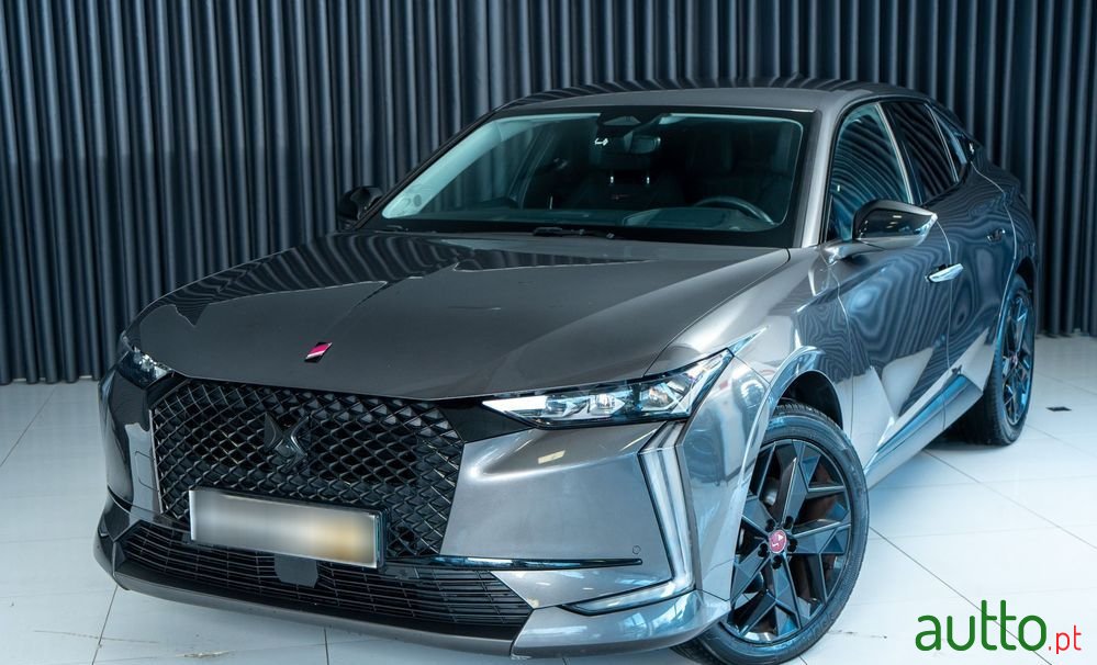 2022' DS Automobiles Ds4 photo #1