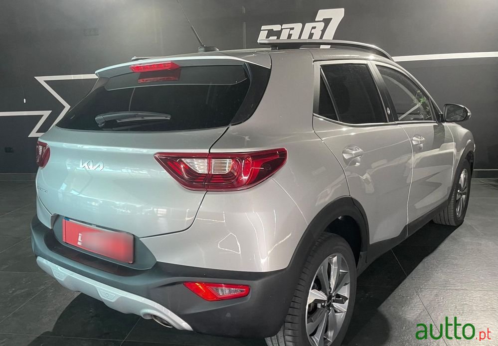 2022' Kia Stonic 1.0 T-Gdi Drive photo #4