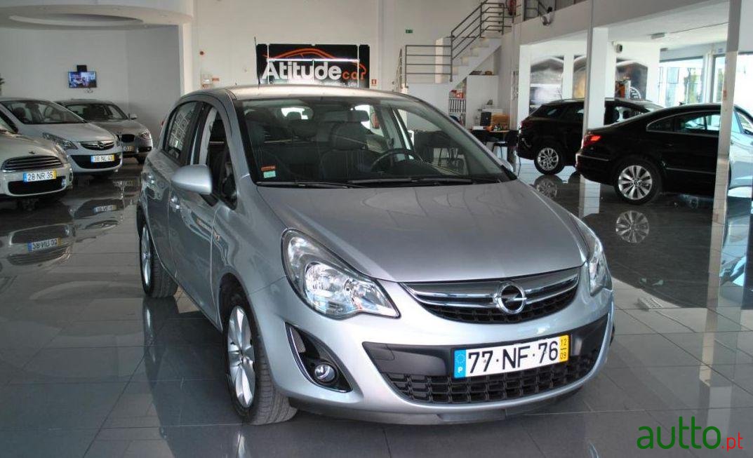 2012' Opel Corsa 1.3 Cdti Cosmo Easytronic photo #1