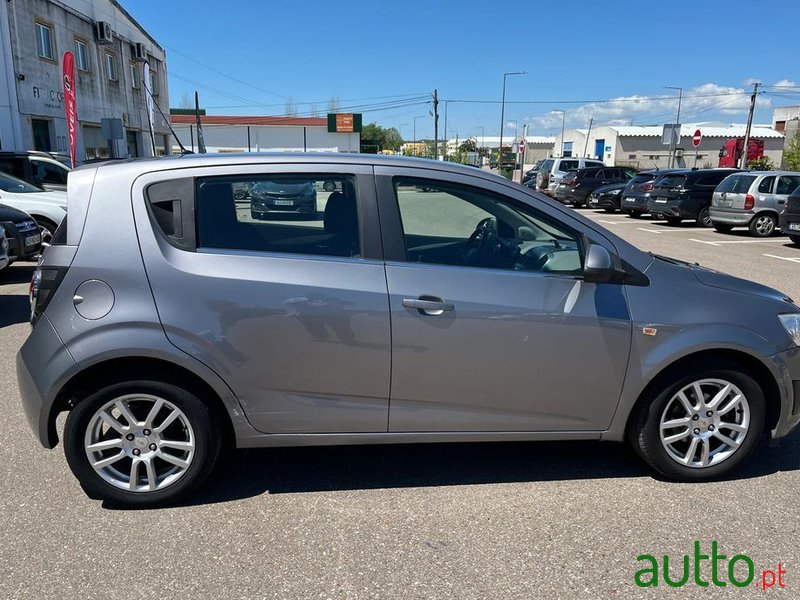 2011' Chevrolet Aveo 1.2 Ls photo #6